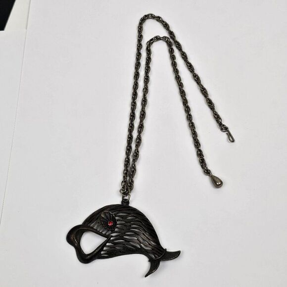 Vtg‎ JJ Jonette Large Pewter Fish Pendant Necklace Open Mouth Red Rhinestone Eye - Picture 5 of 15